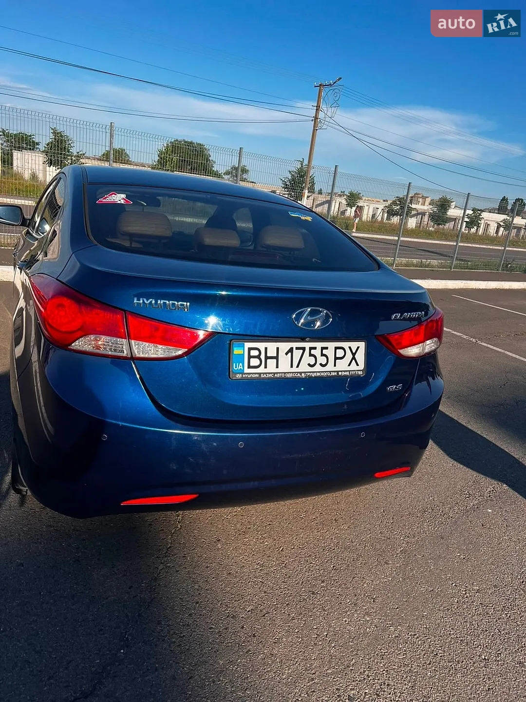 2013 Hyundai Elantra - мініатюра 10