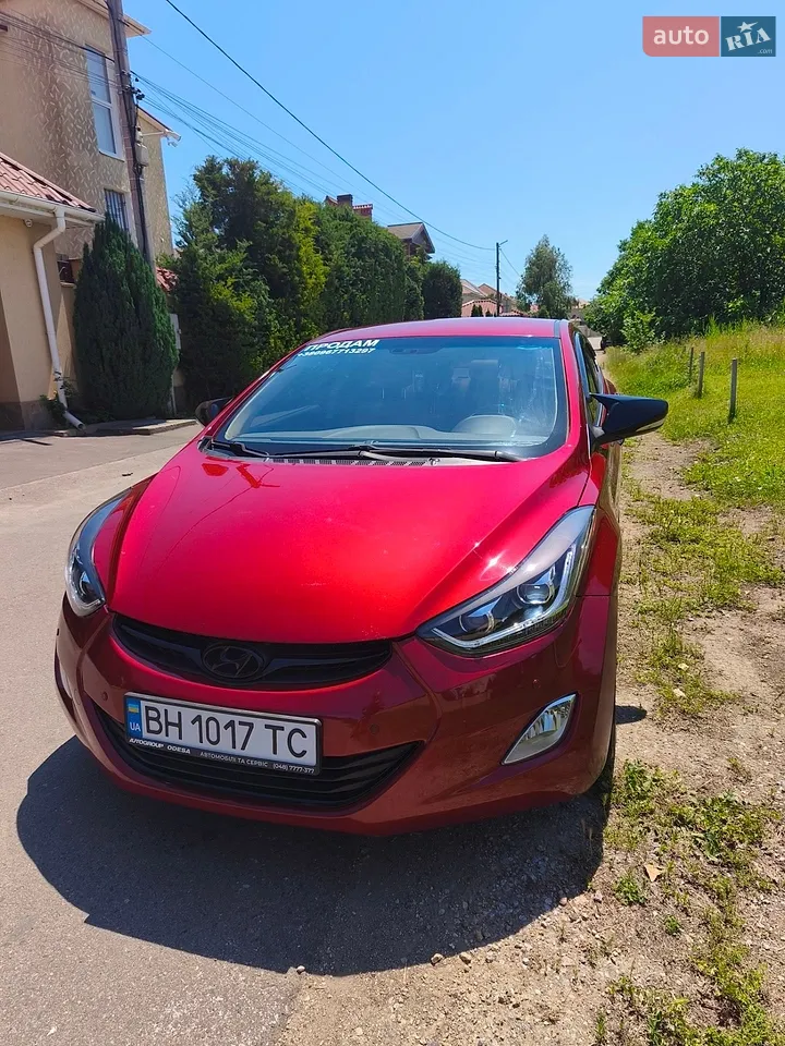 2012 Hyundai Elantra - мініатюра 18