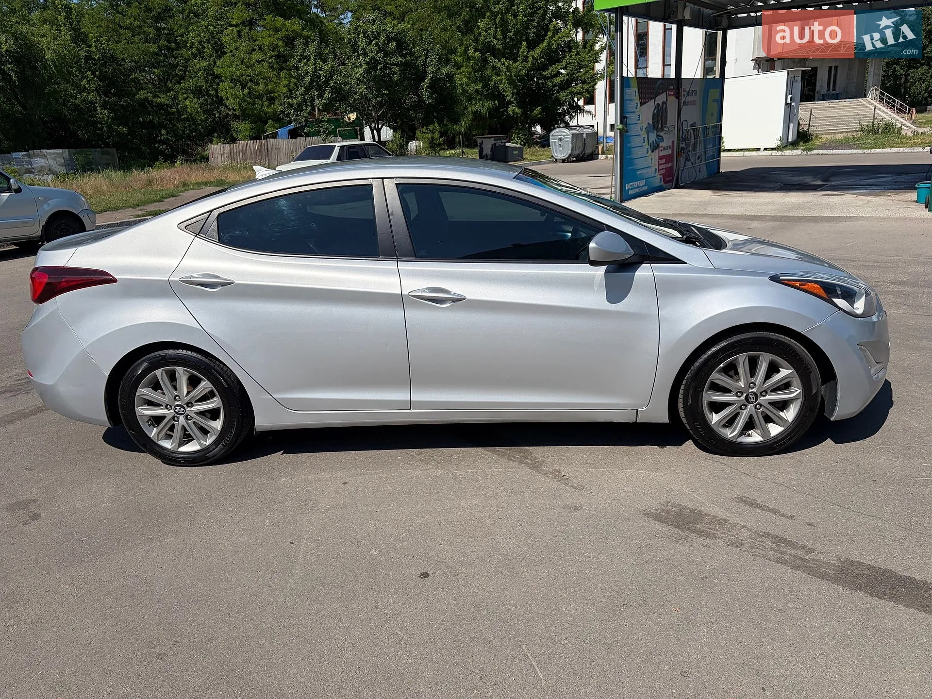 2014 Hyundai Elantra - мініатюра 9