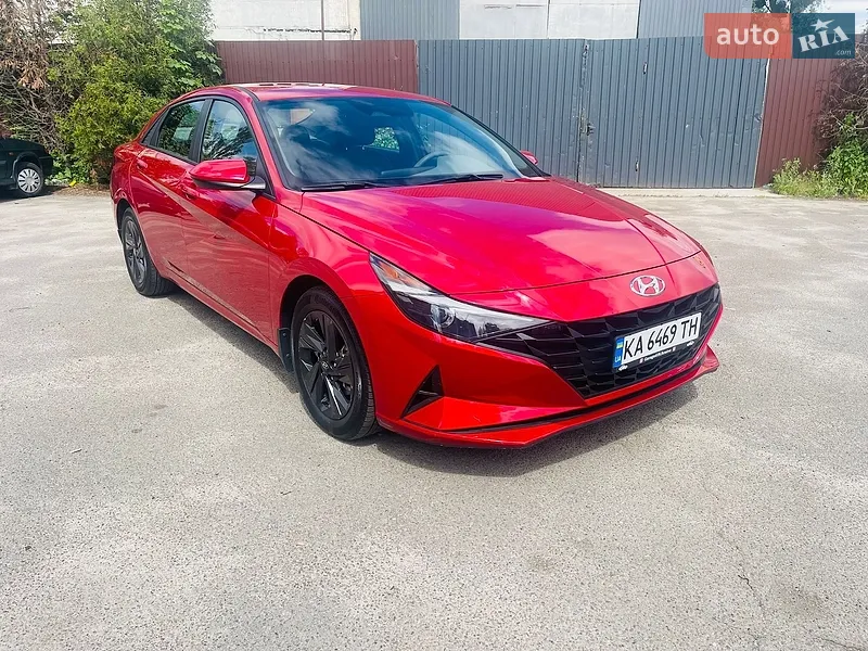 Hyundai Elantra