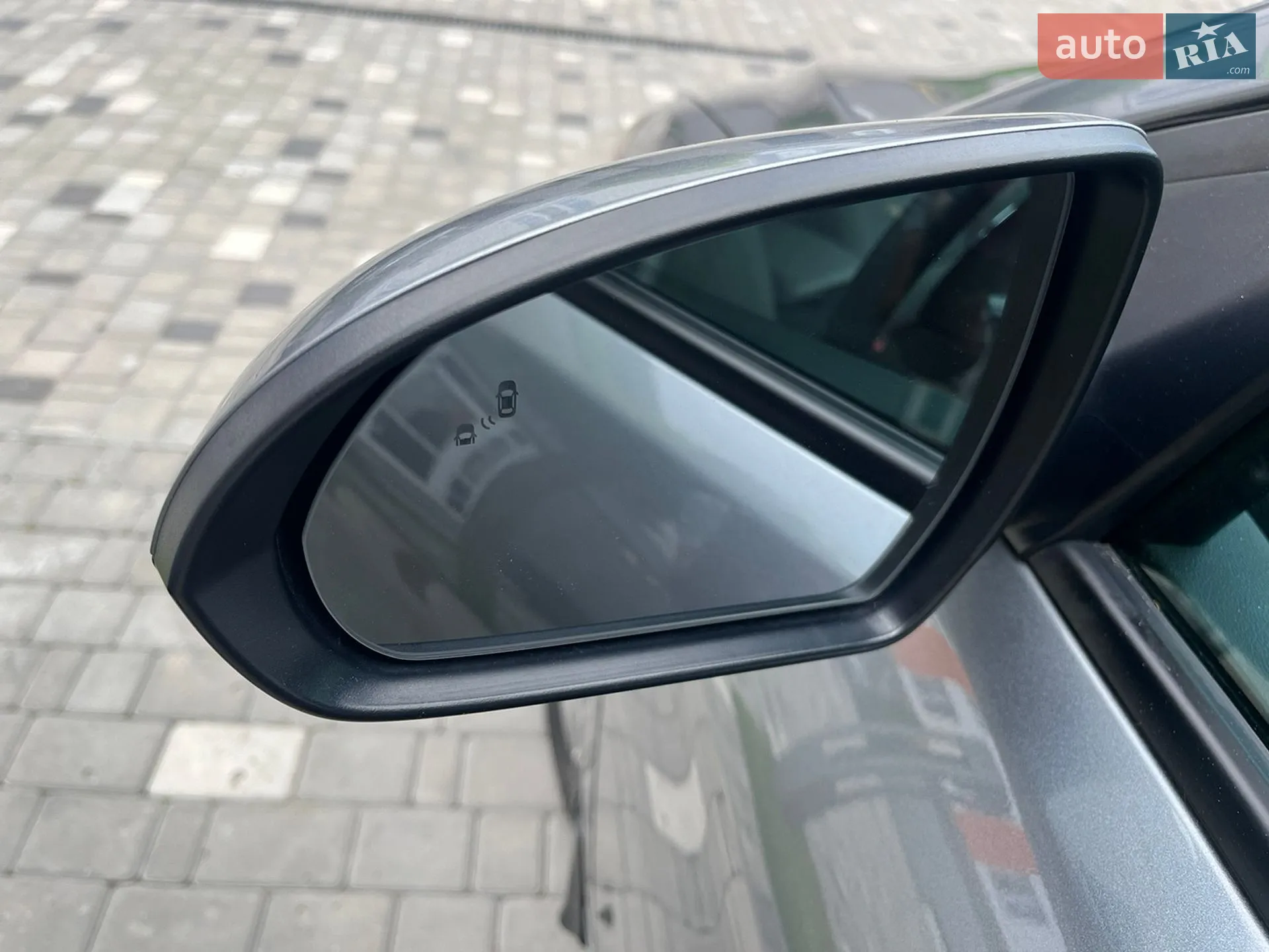 2017 Hyundai Elantra - мініатюра 8