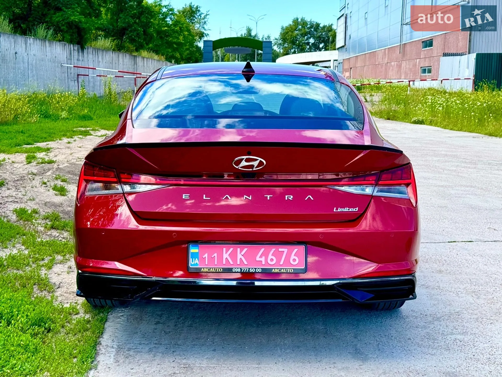 2022 Hyundai Elantra - мініатюра 30