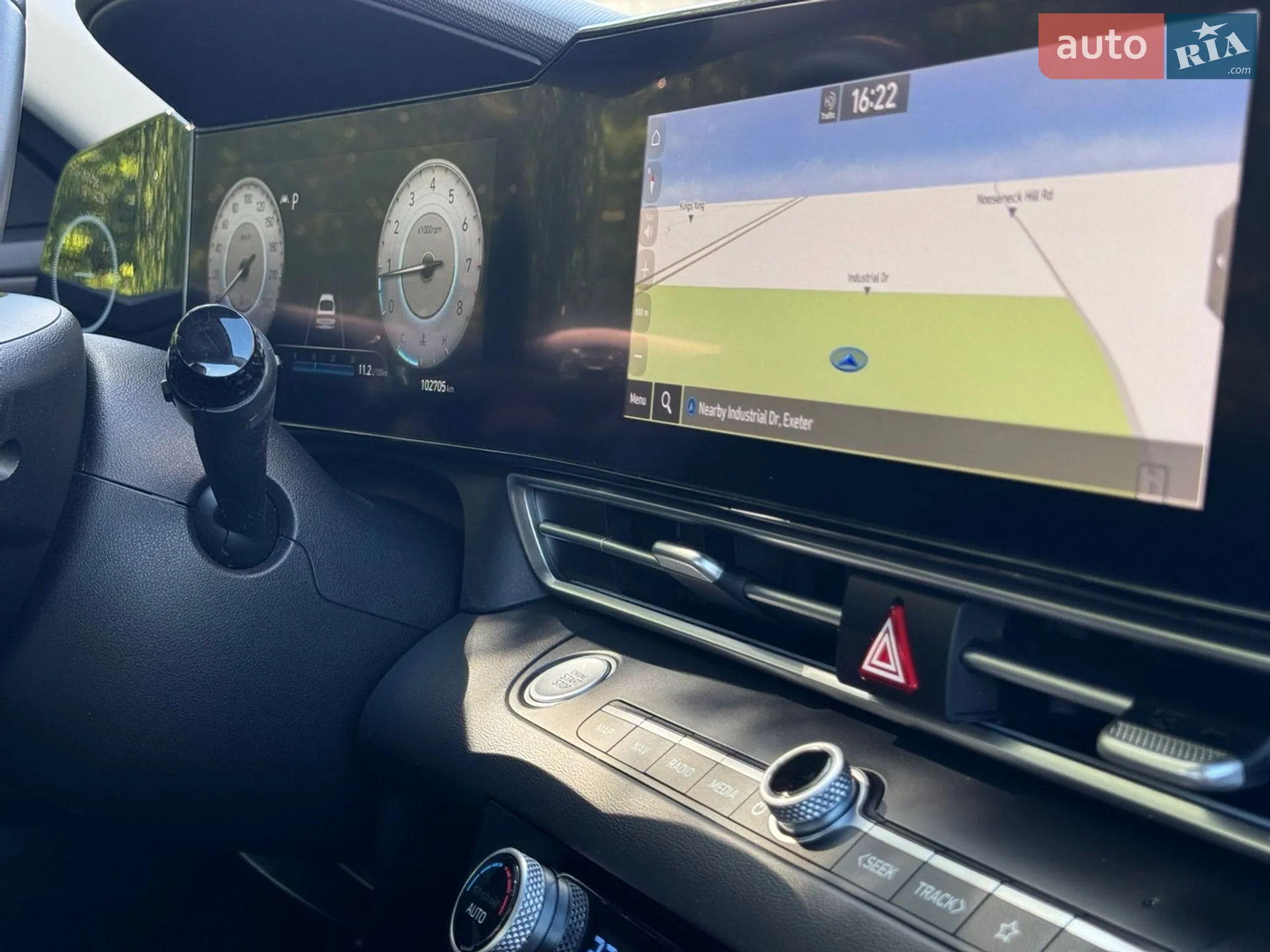 2022 Hyundai Elantra - мініатюра 17
