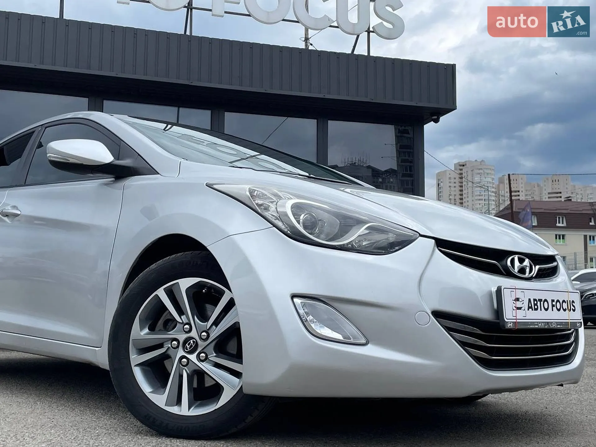 2012 Hyundai Elantra - мініатюра 2