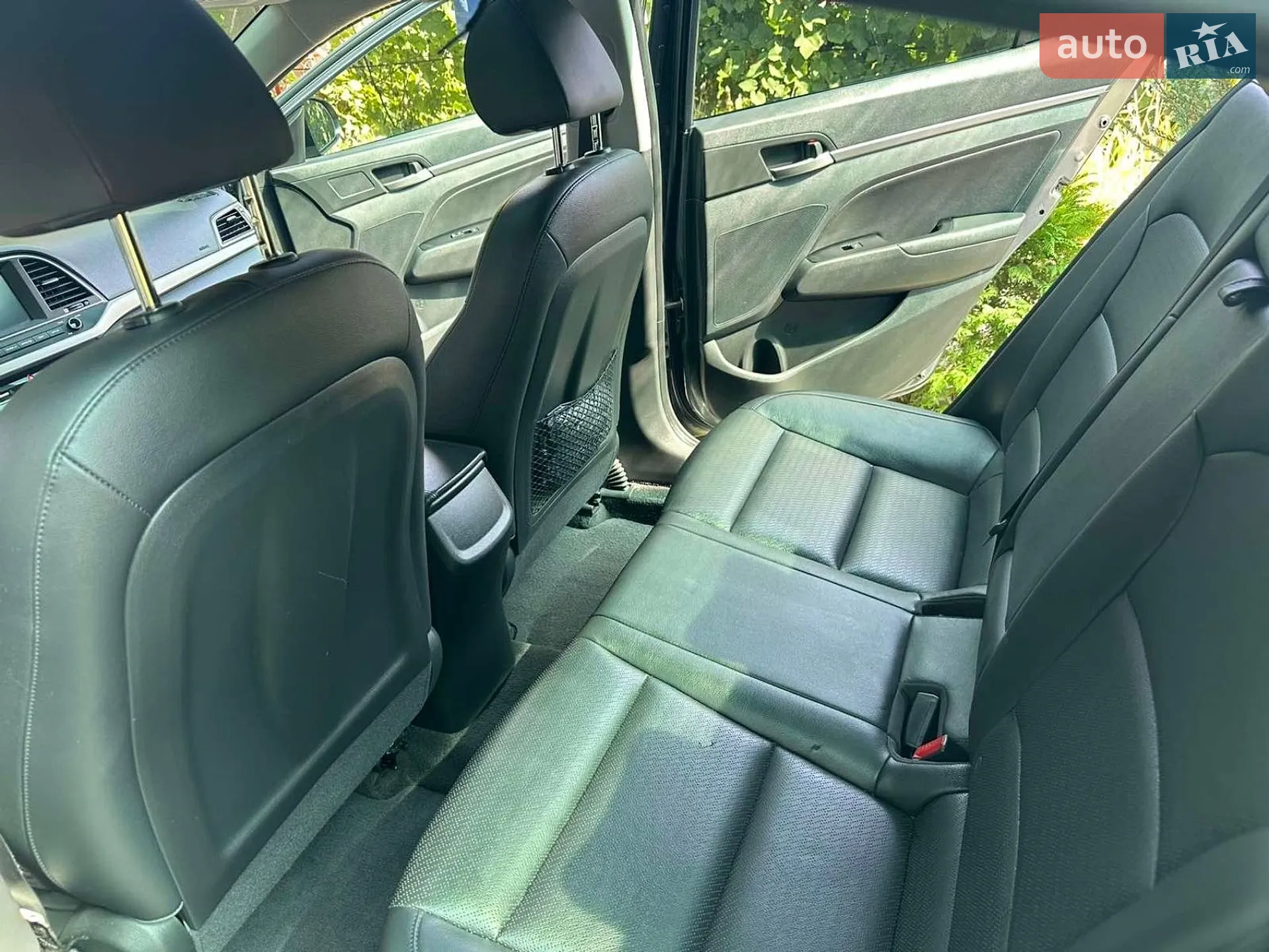 2018 Hyundai Elantra - мініатюра 6