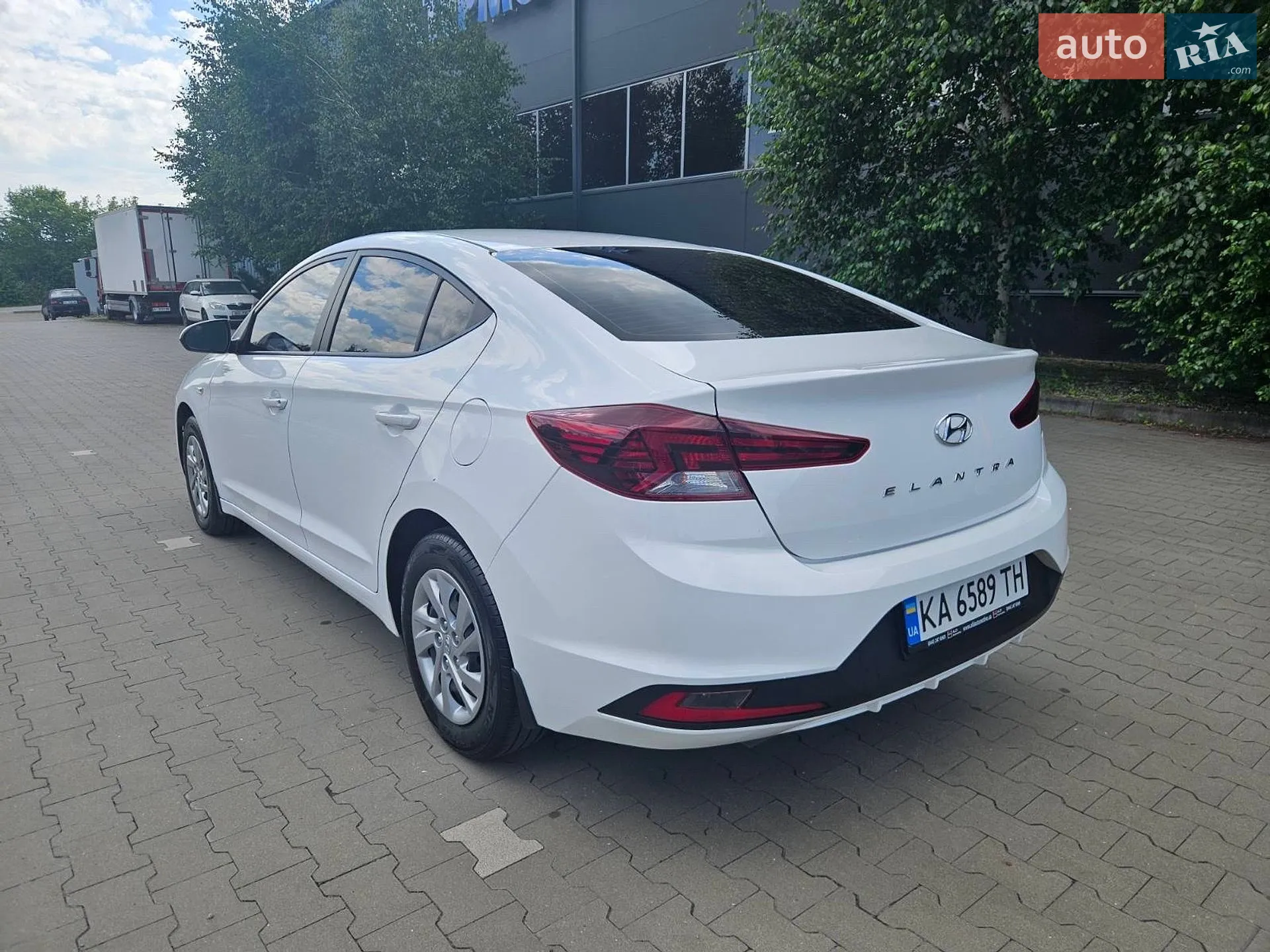 2020 Hyundai Elantra - мініатюра 5