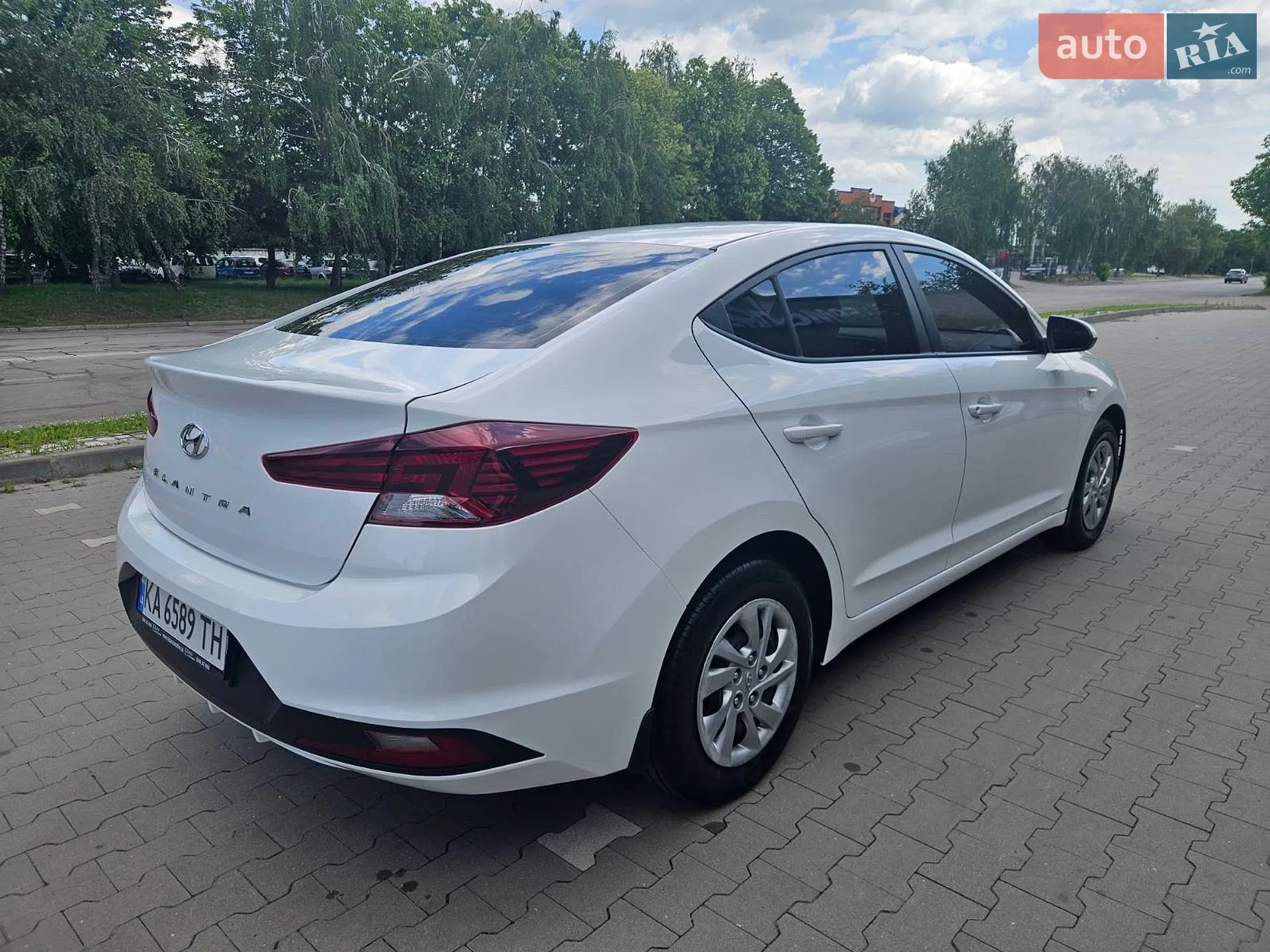 2020 Hyundai Elantra - мініатюра 9