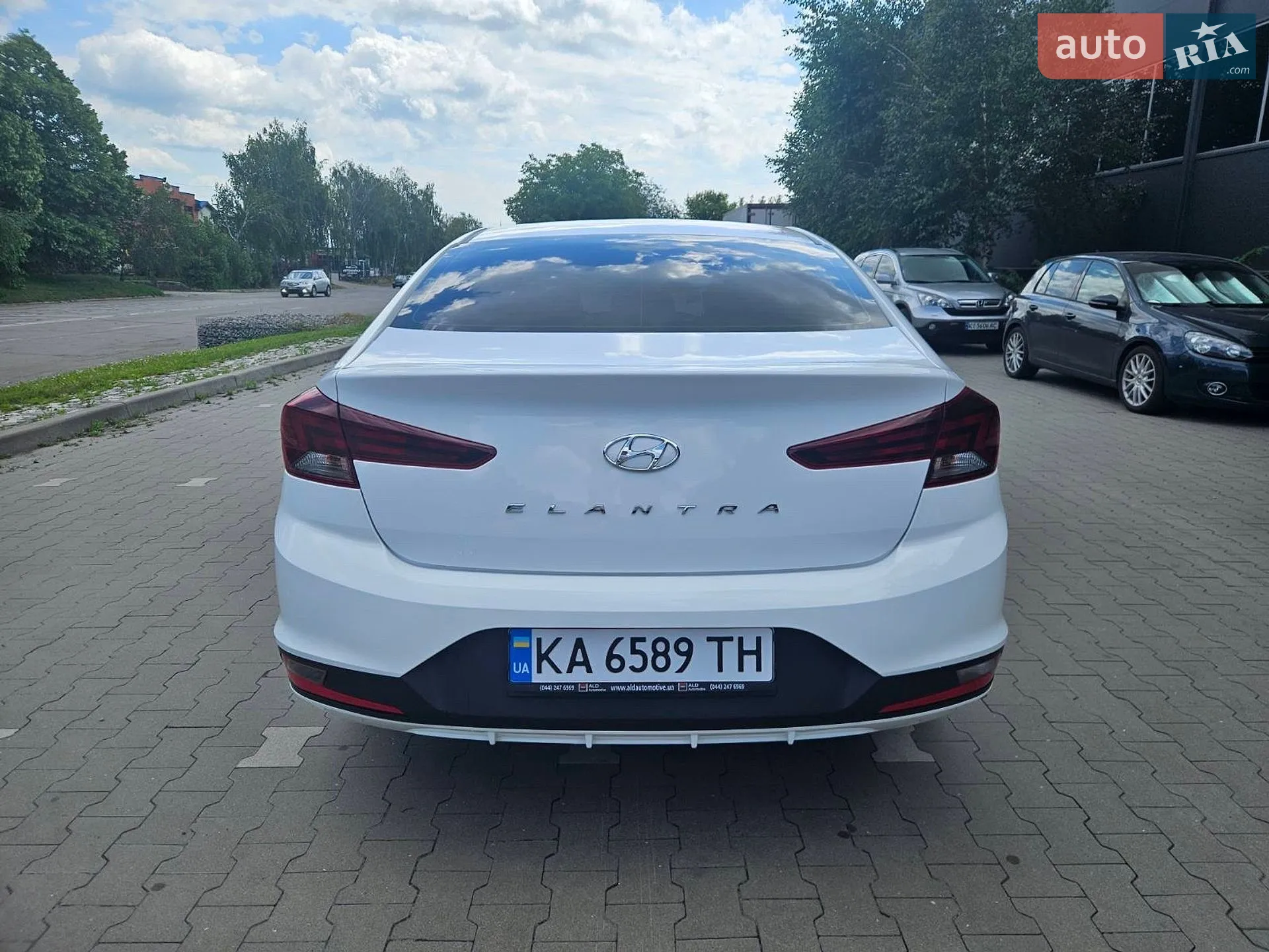 2020 Hyundai Elantra - мініатюра 6