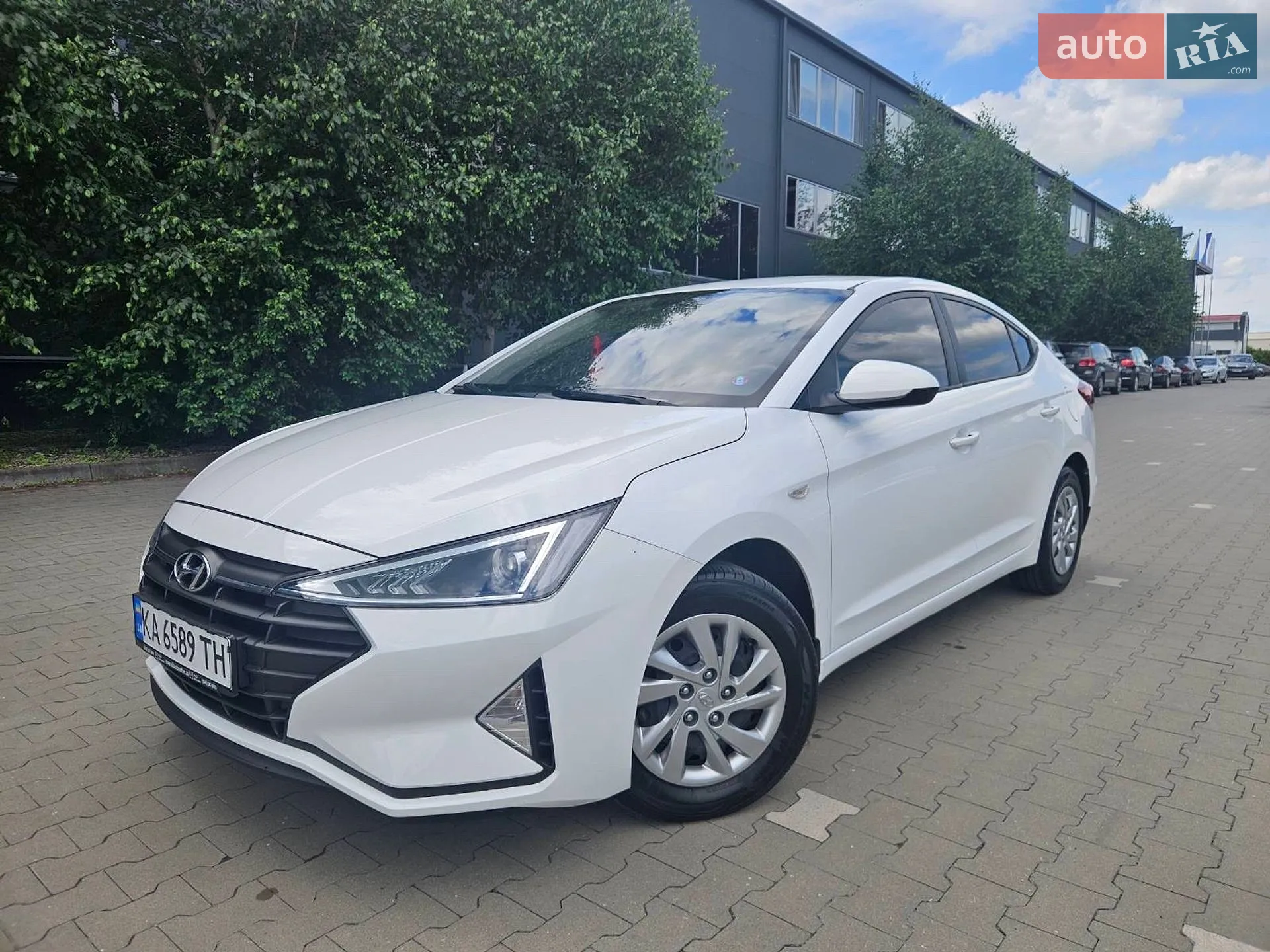 2020 Hyundai Elantra - мініатюра 18