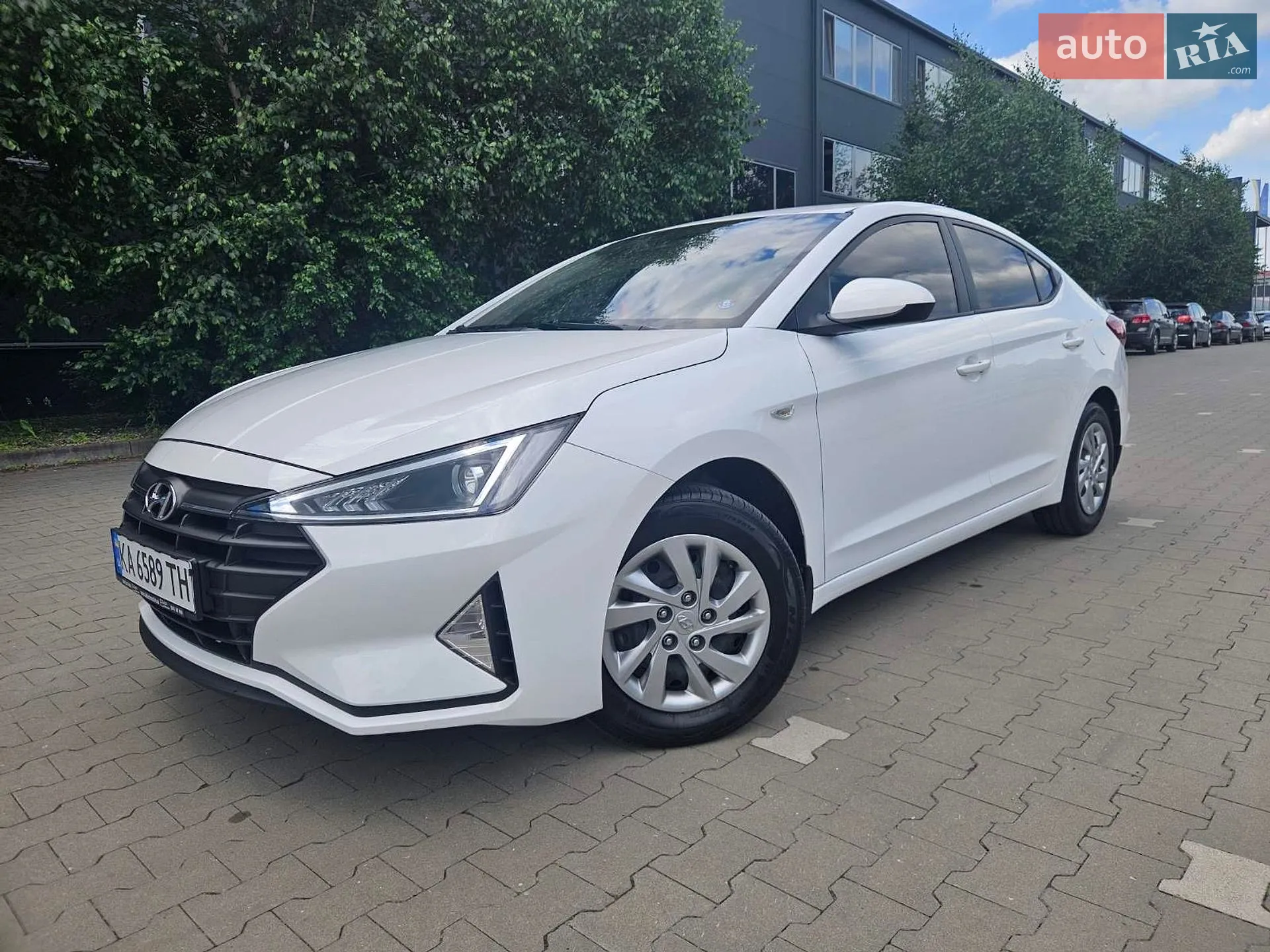 2020 Hyundai Elantra - мініатюра 19