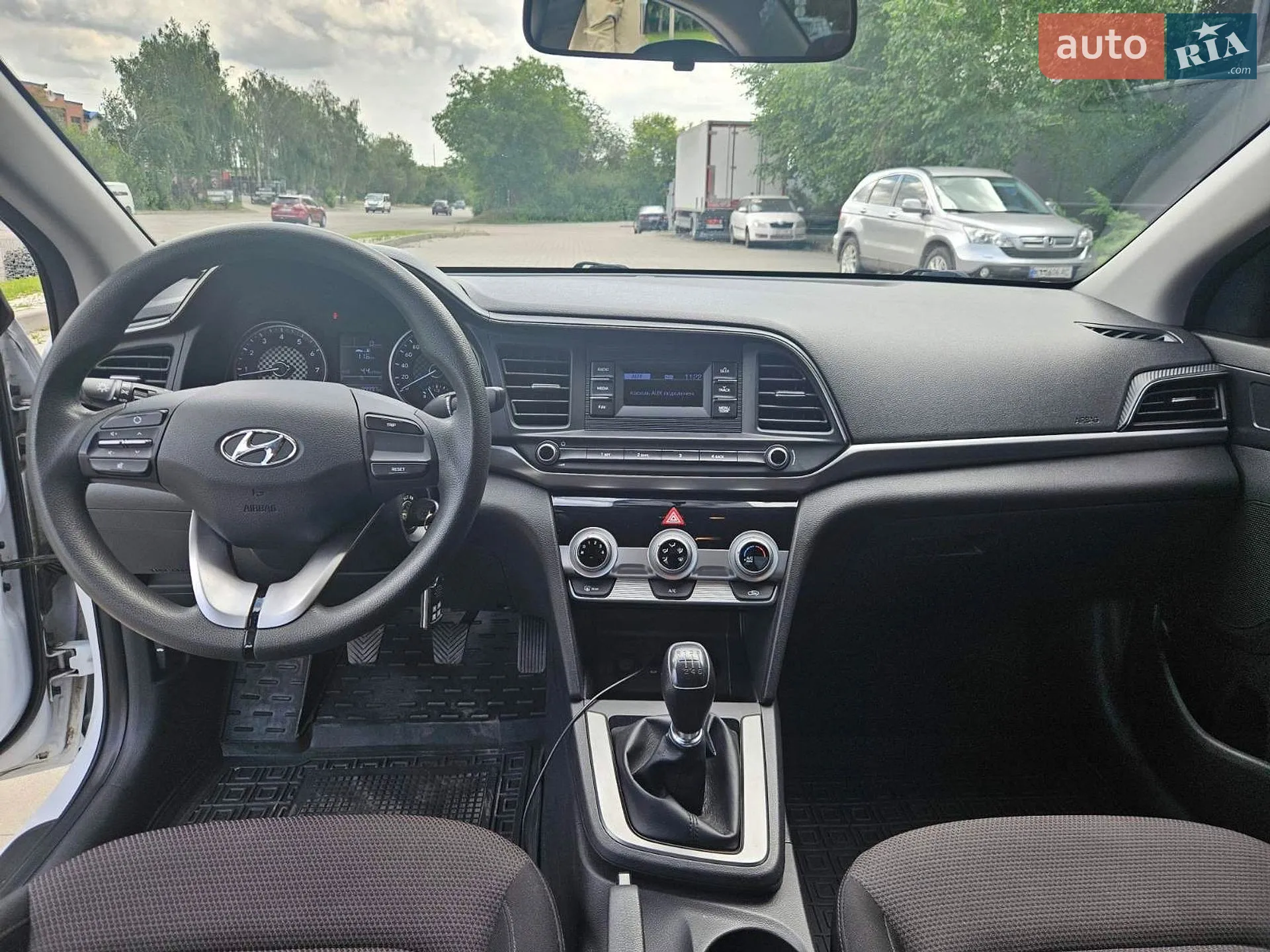 2020 Hyundai Elantra - мініатюра 26