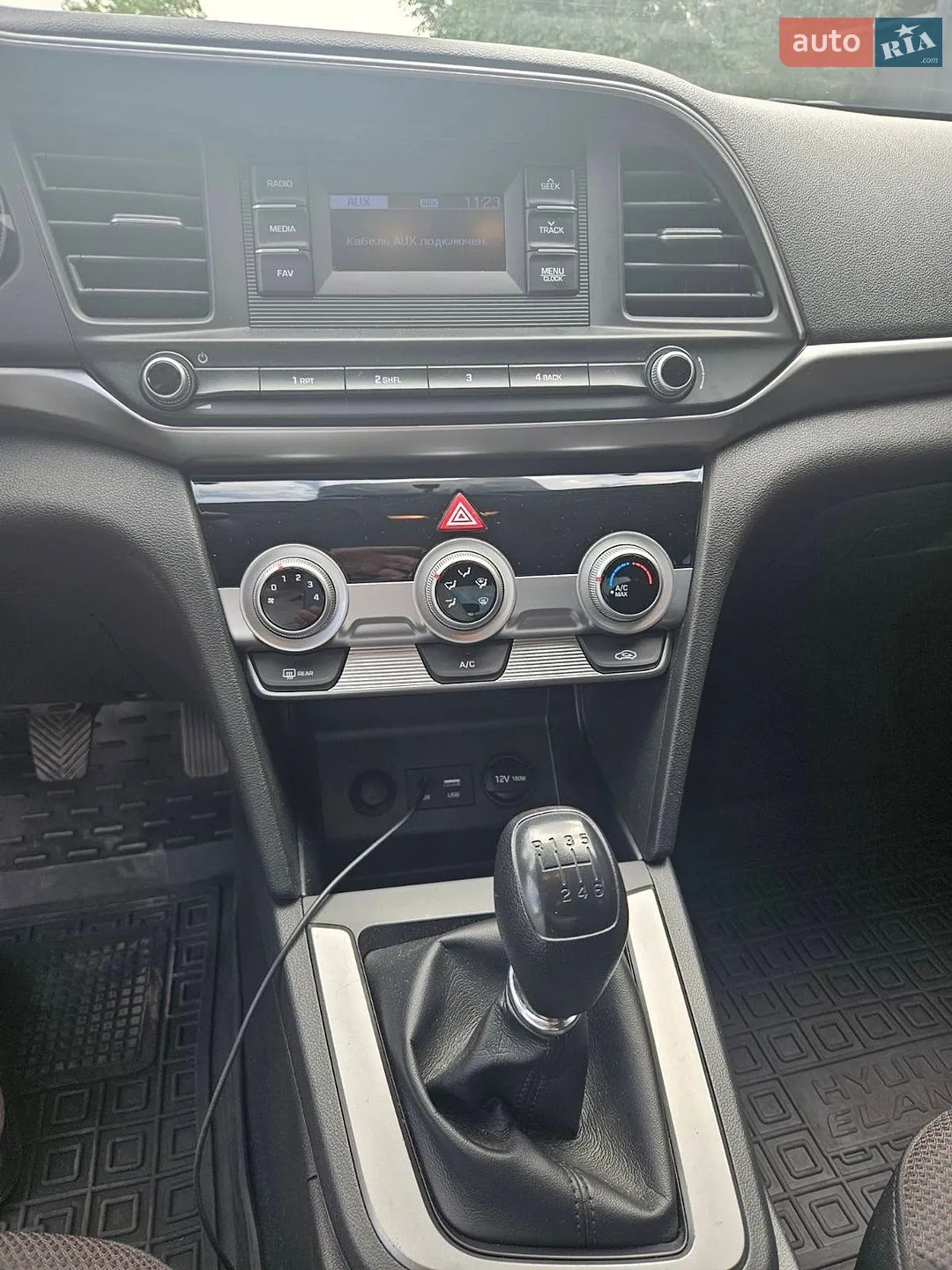 2020 Hyundai Elantra - мініатюра 27