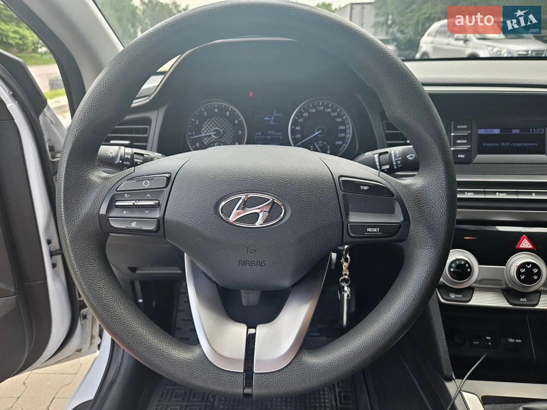 2020 Hyundai Elantra - мініатюра 28