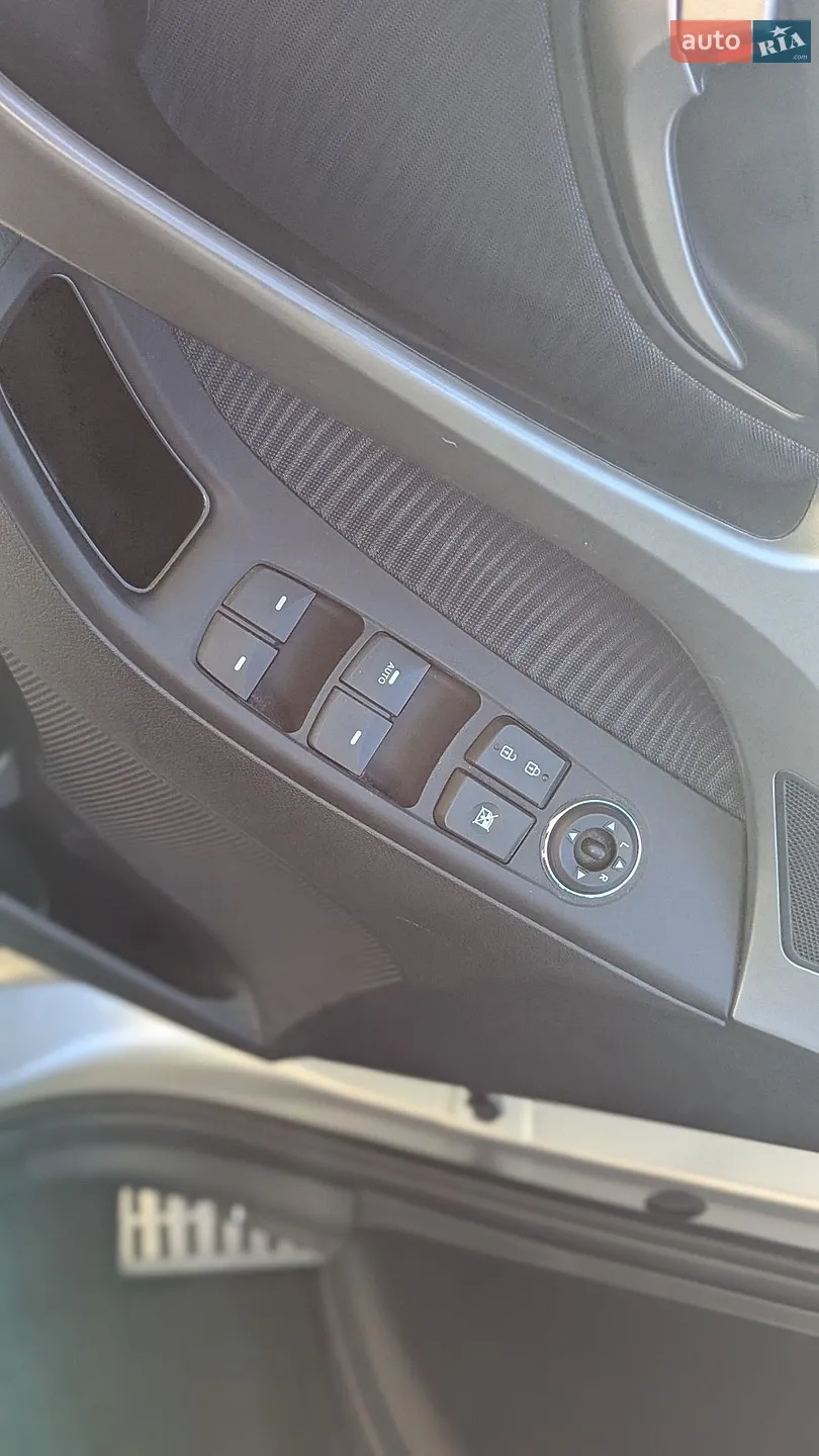 2011 Hyundai Elantra - мініатюра 15