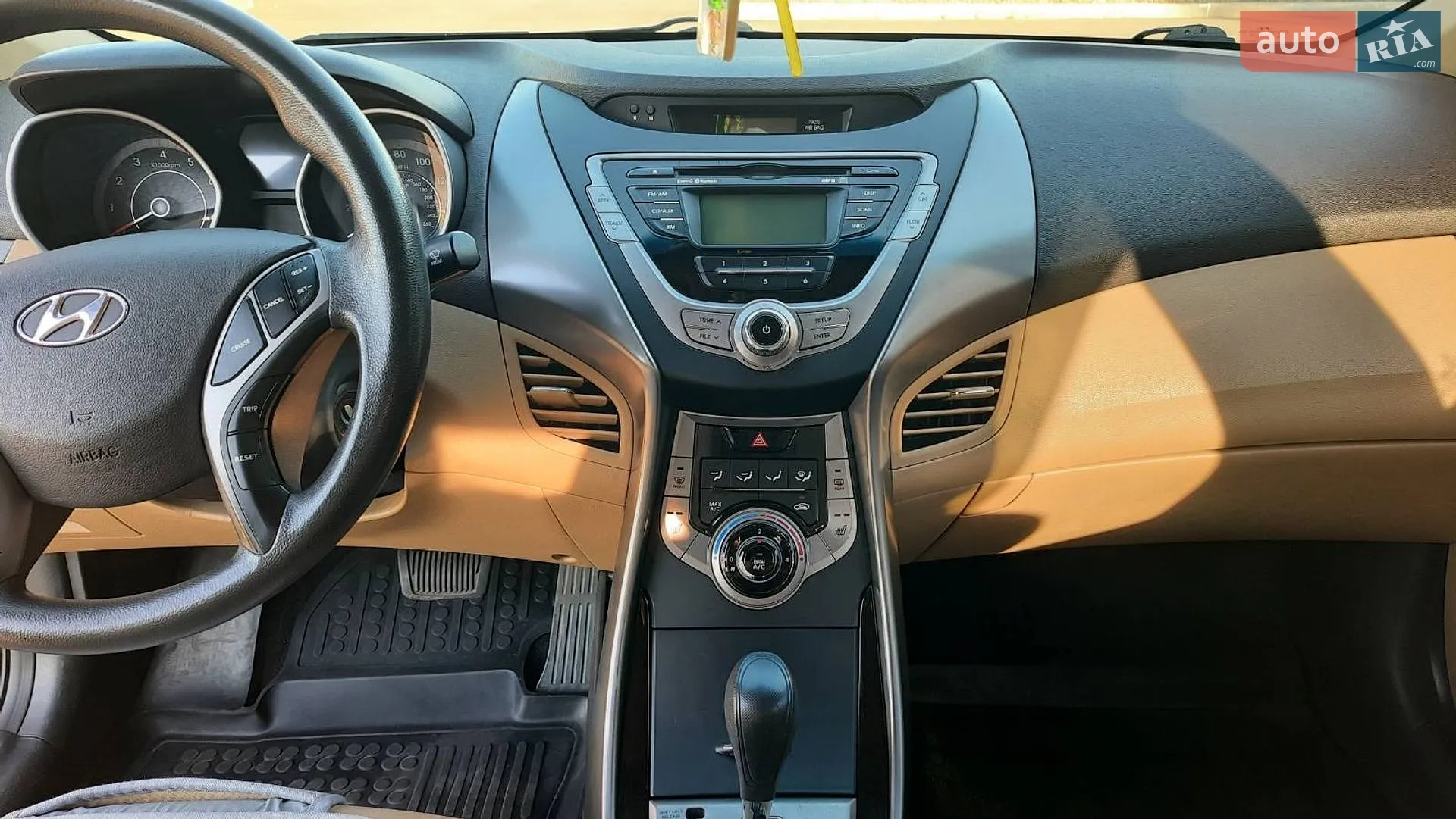 2012 Hyundai Elantra - мініатюра 13