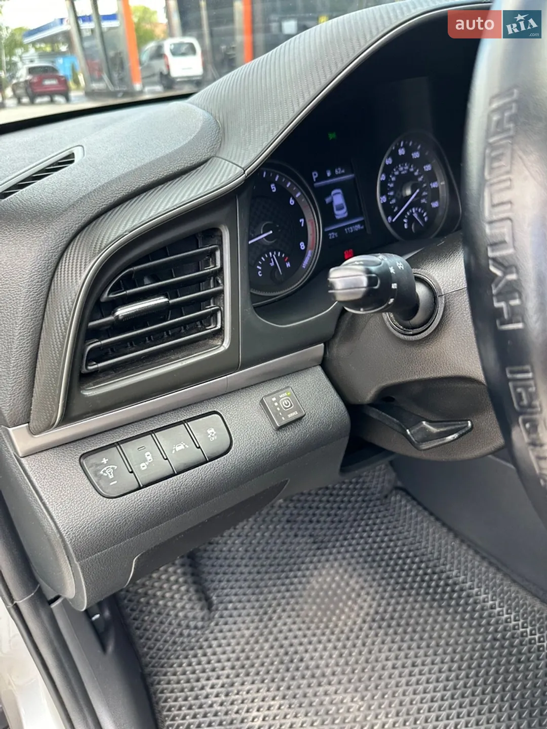 2019 Hyundai Elantra - мініатюра 11