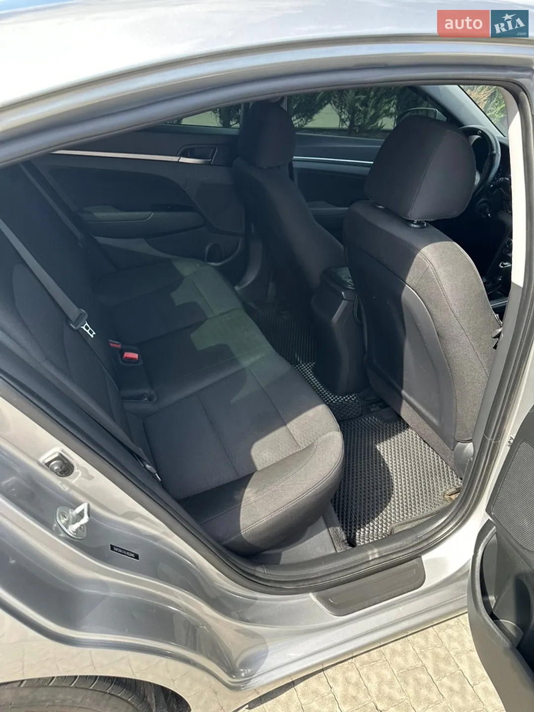 2019 Hyundai Elantra - мініатюра 14
