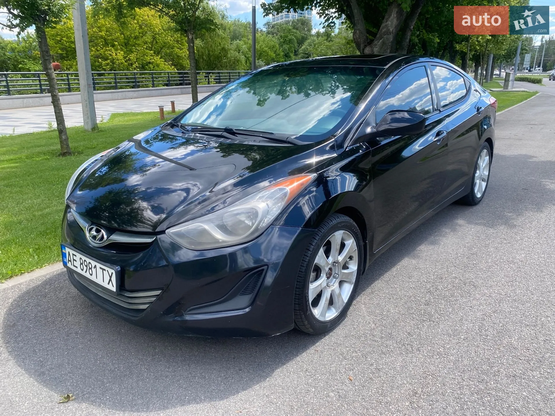 Hyundai Elantra 2012 VIN 5NPDH4AE2DH175452 фото оголошення 6 з 12