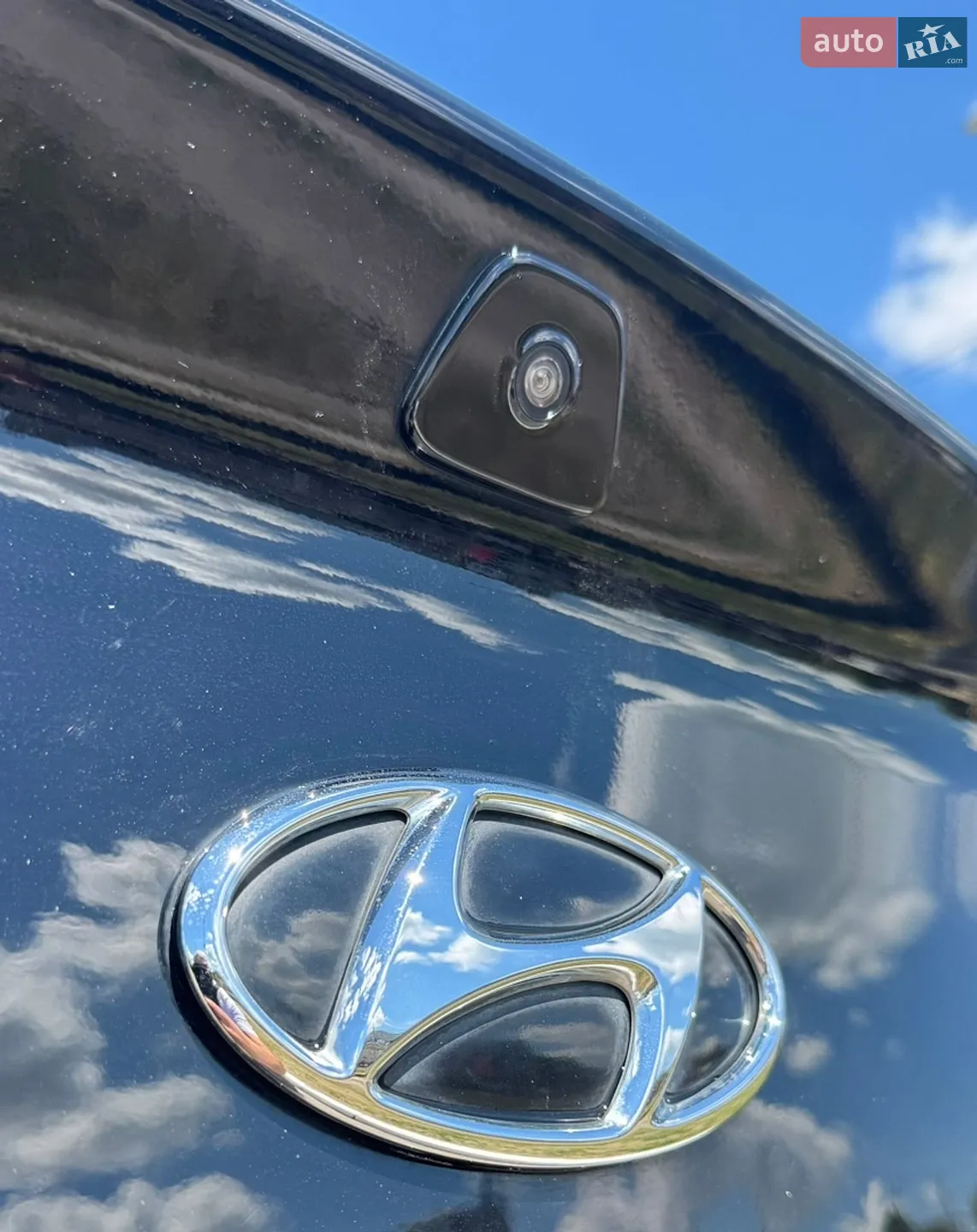 2019 Hyundai Elantra - мініатюра 13