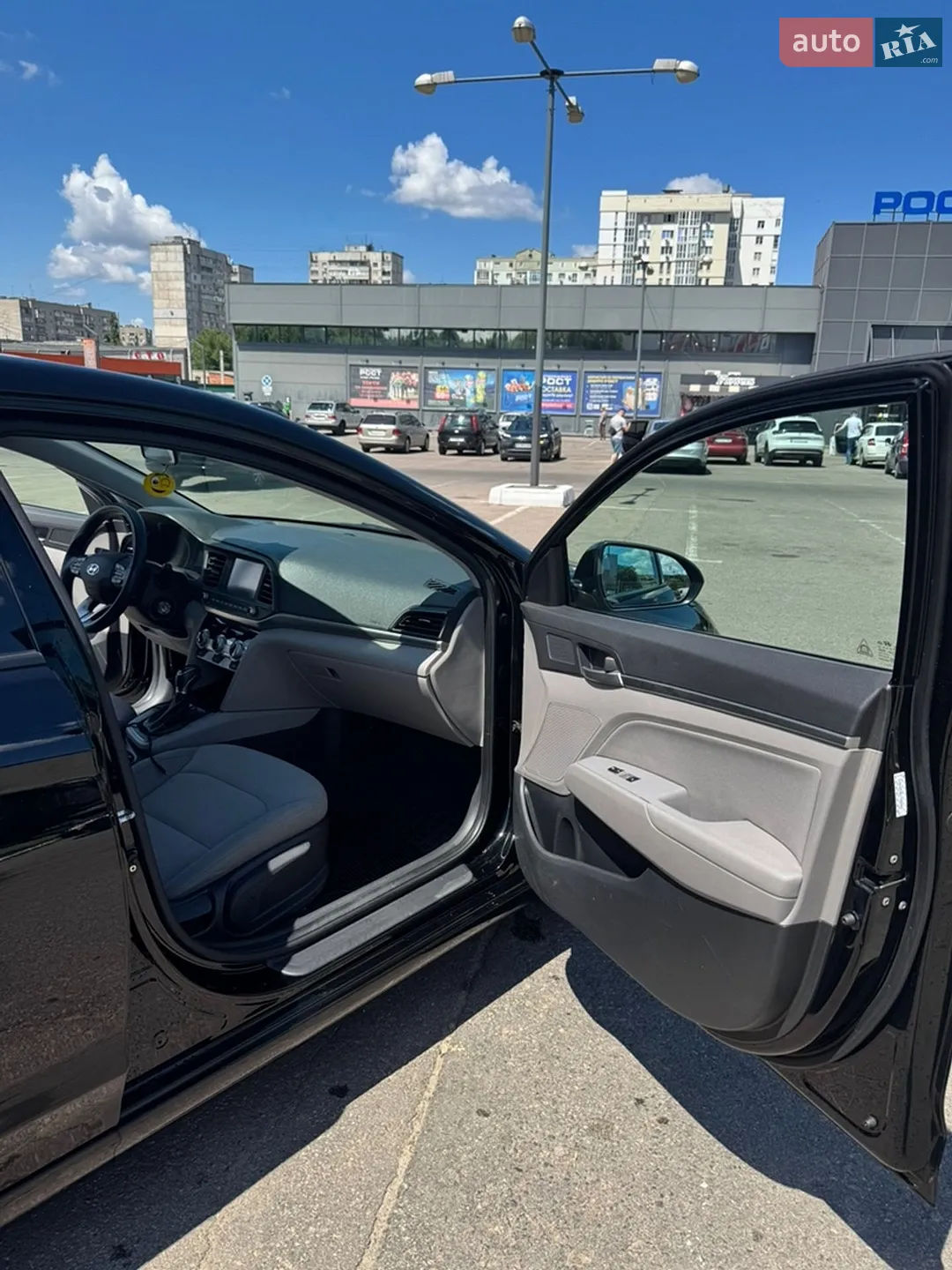 2019 Hyundai Elantra - мініатюра 20