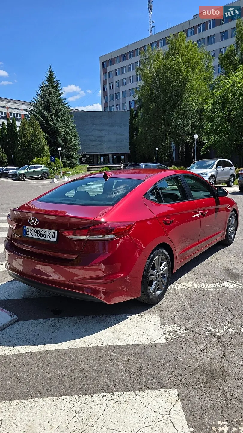 2016 Hyundai Elantra - мініатюра 12
