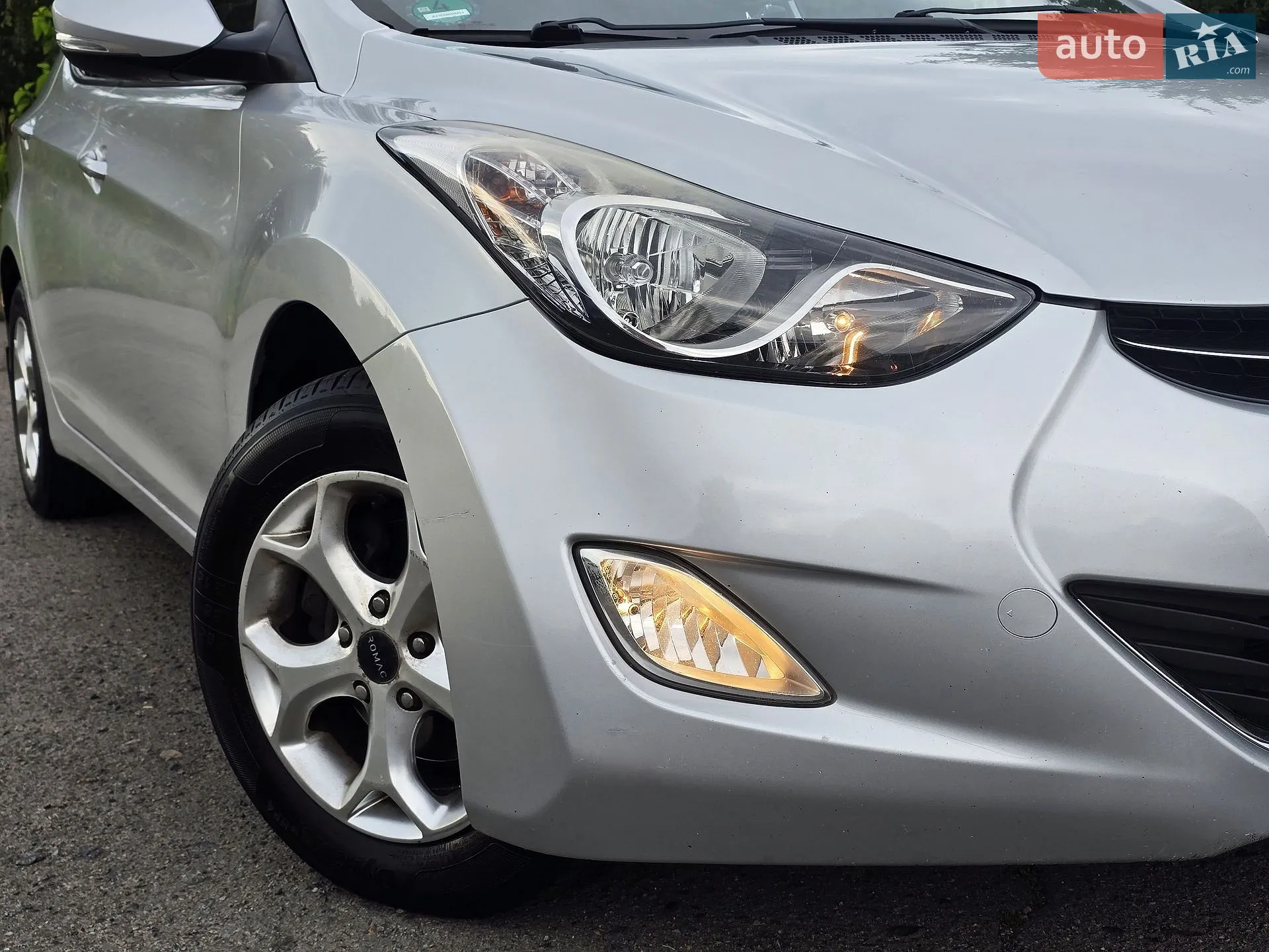2011 Hyundai Elantra - мініатюра 12