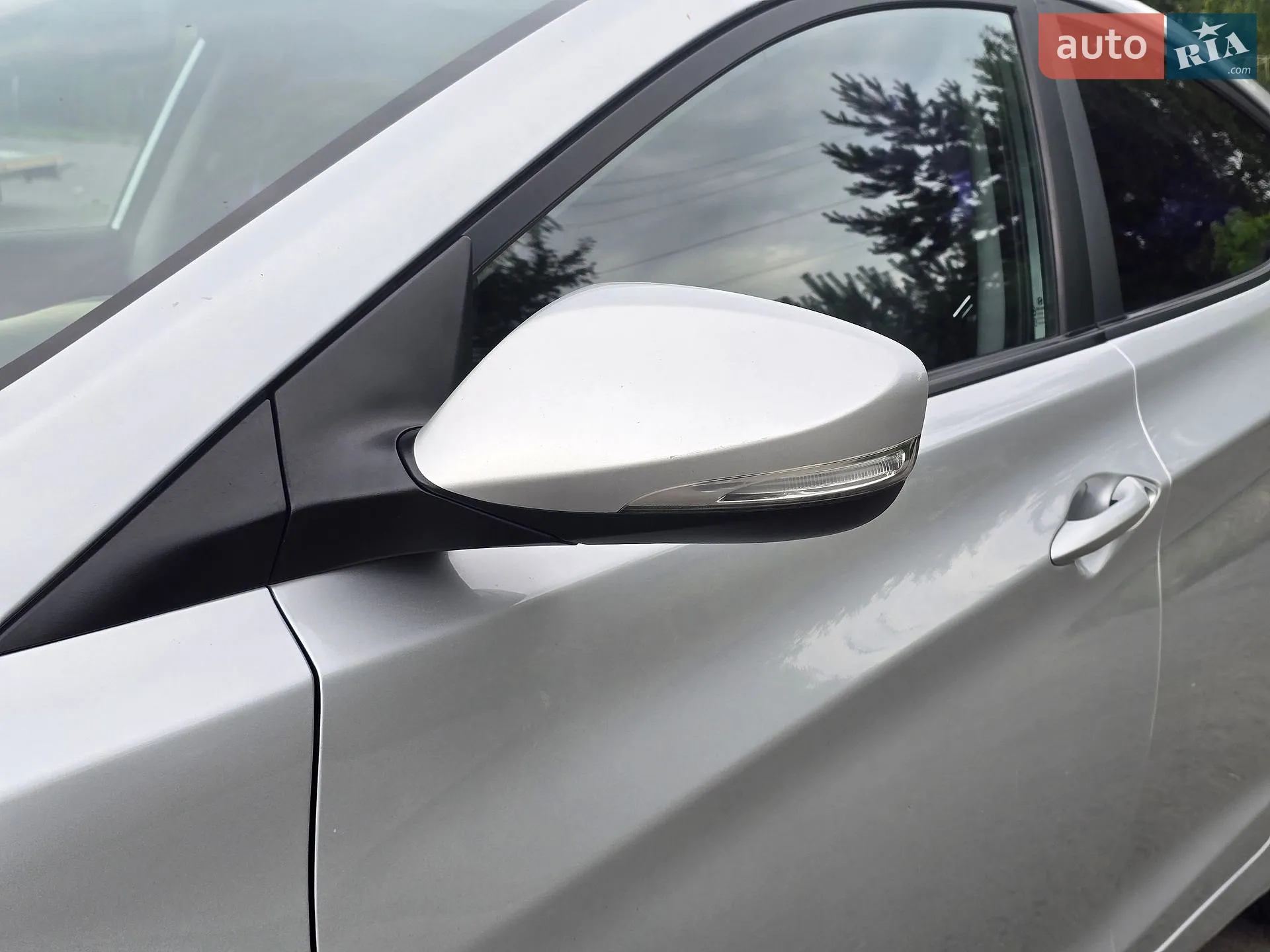 2011 Hyundai Elantra - мініатюра 15