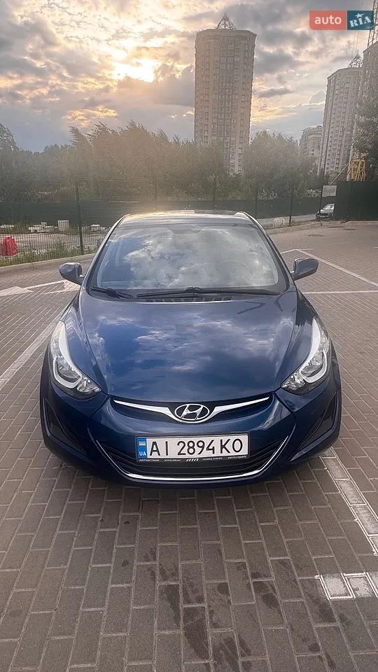 2015 Hyundai Elantra - мініатюра 18