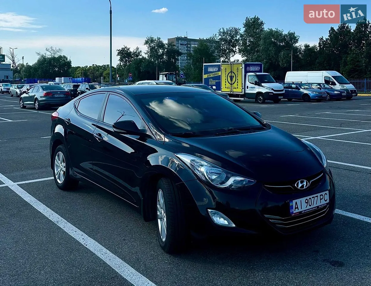 2012 Hyundai Elantra - мініатюра 24