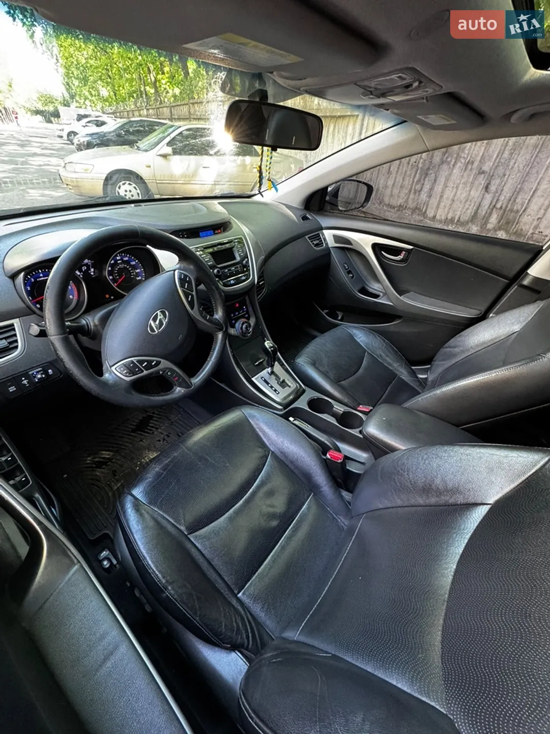 2013 Hyundai Elantra - мініатюра 8