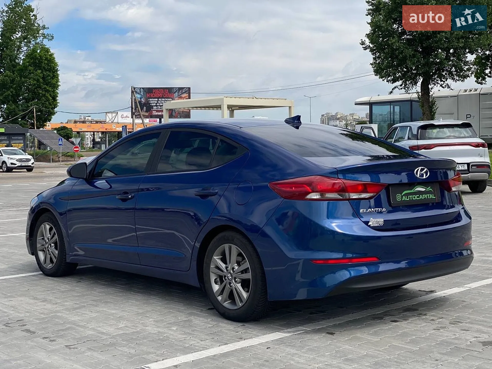 2018 Hyundai Elantra - мініатюра 11