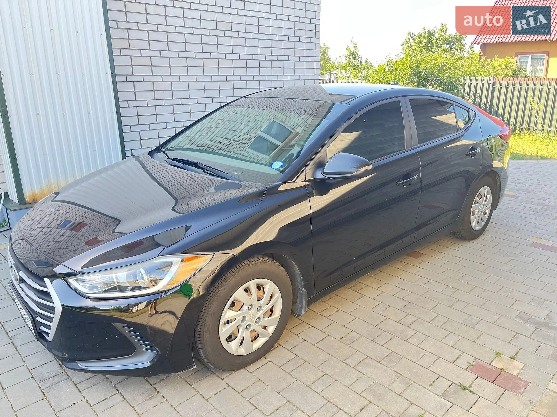 2017 Hyundai Elantra - мініатюра 3