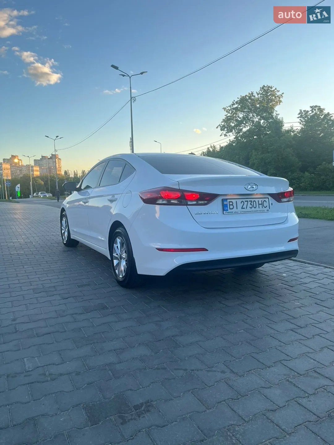 2018 Hyundai Elantra - мініатюра 7