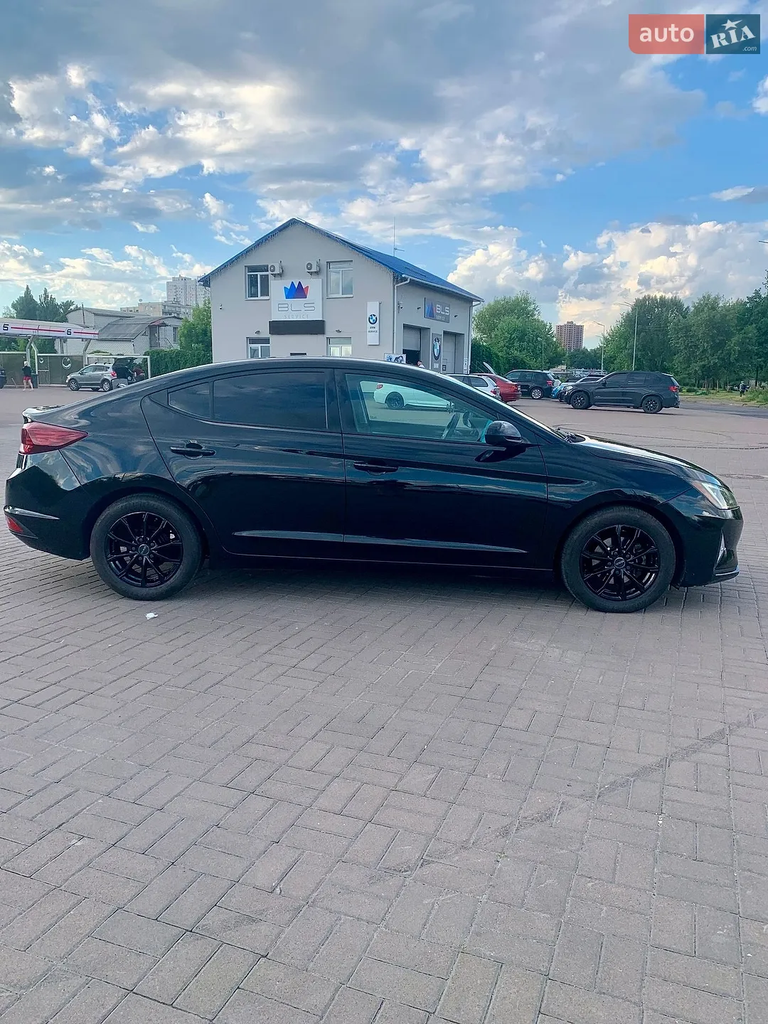 2019 Hyundai Elantra - мініатюра 6