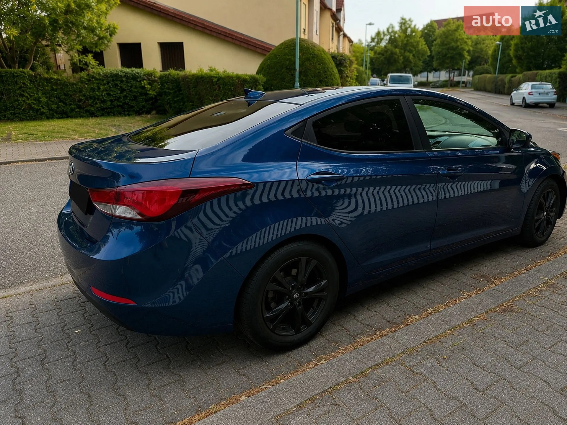 Hyundai Elantra 2015 VIN 5NPDH4AE7GH762430 фото оголошення 2 з 7