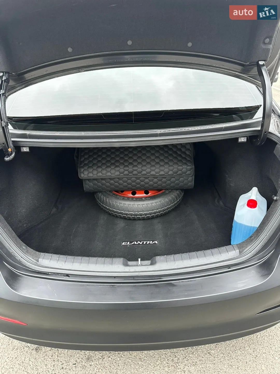2016 Hyundai Elantra - мініатюра 12