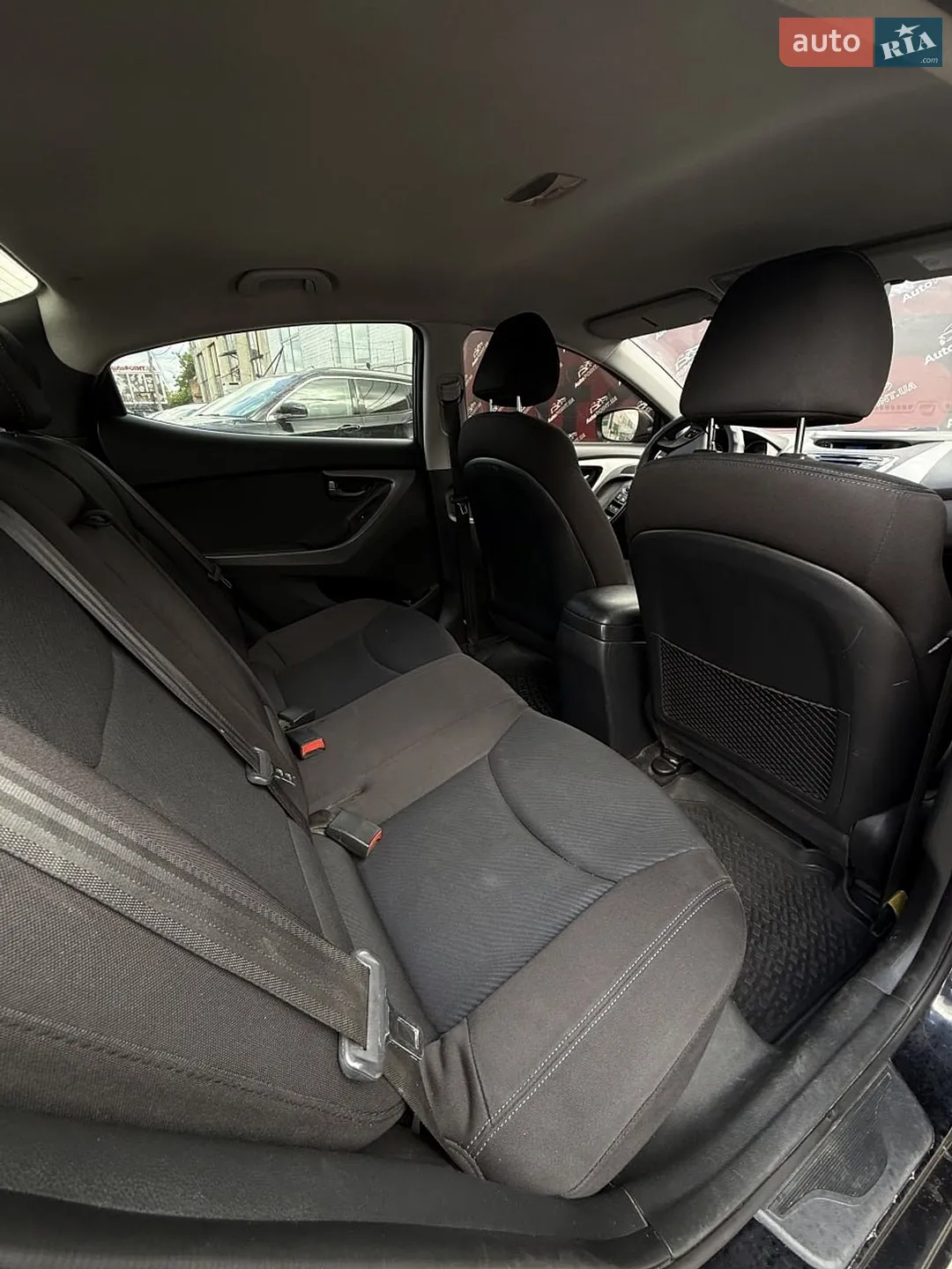 2013 Hyundai Elantra - мініатюра 27