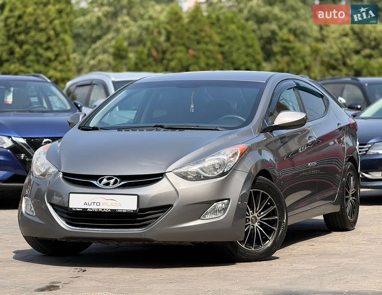 2013 Hyundai Elantra - мініатюра 14