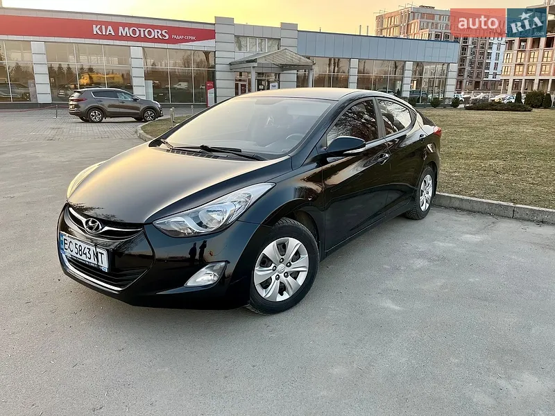 Hyundai Elantra