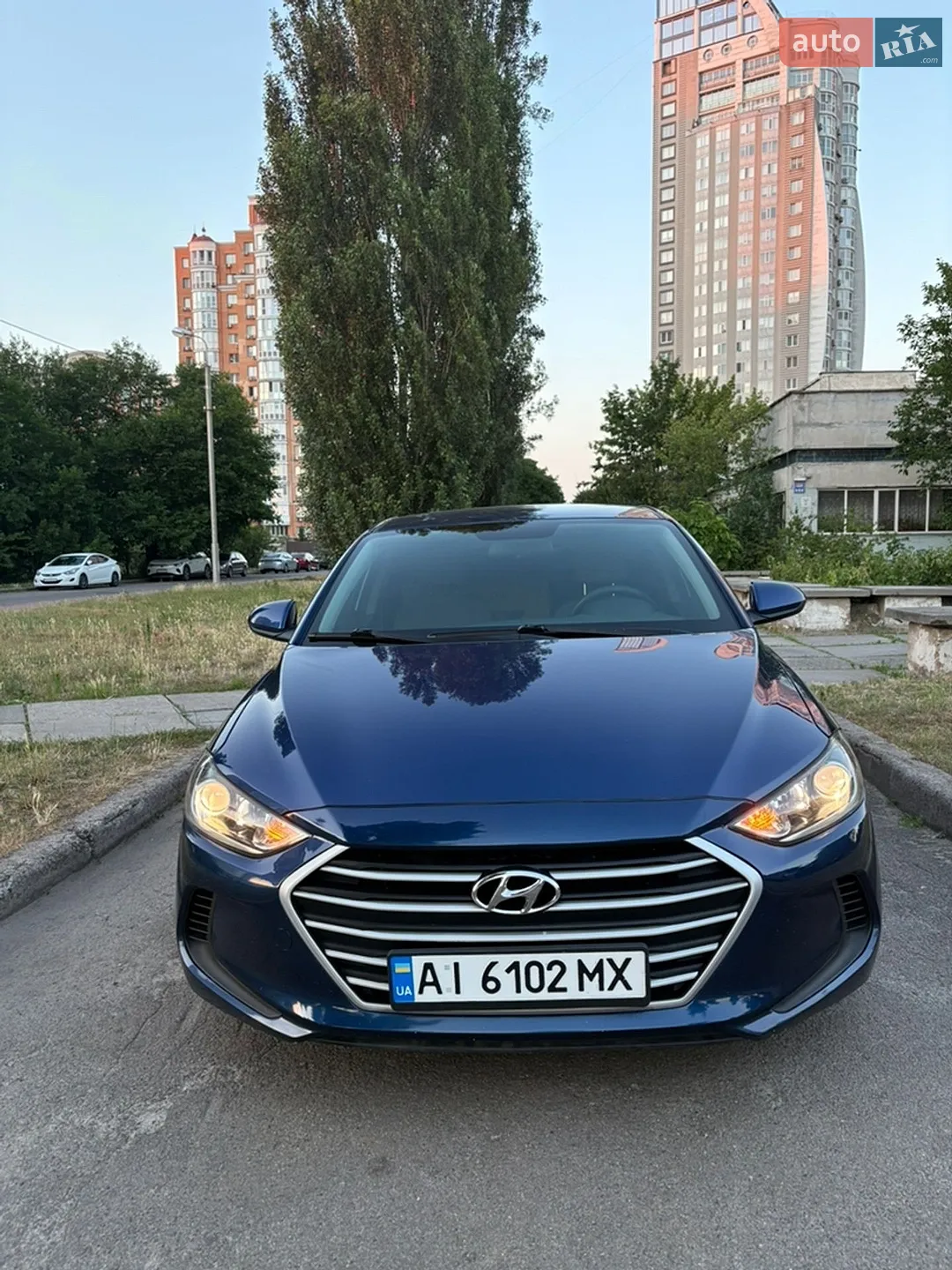 2017 Hyundai Elantra - мініатюра 9