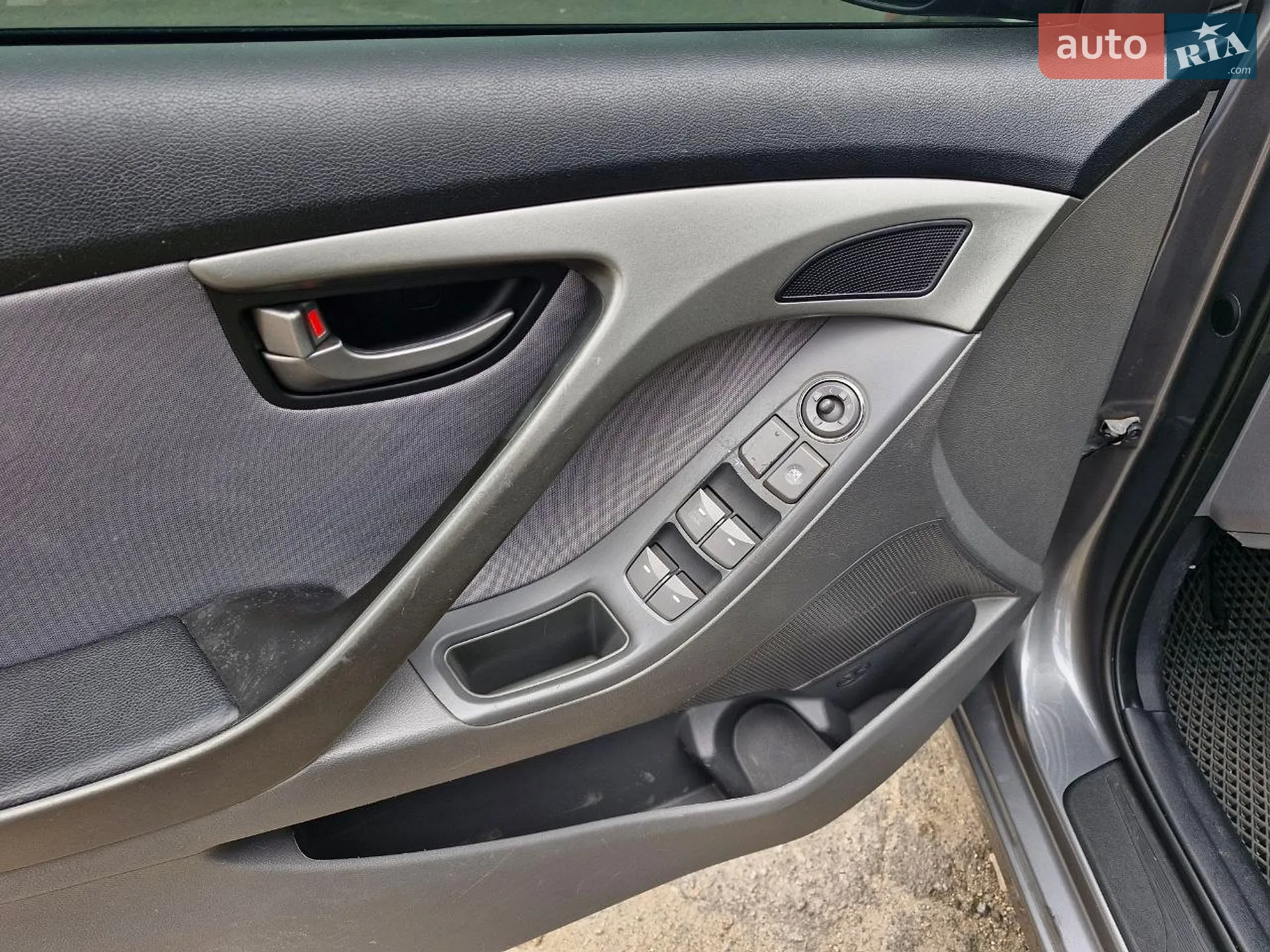 2012 Hyundai Elantra - мініатюра 10