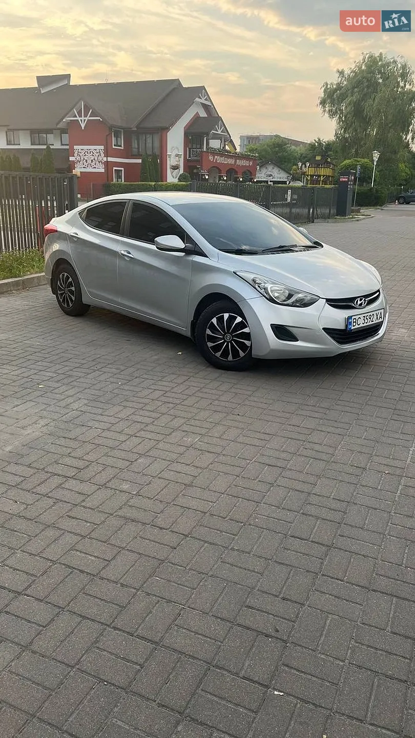 2011 Hyundai Elantra - мініатюра 2