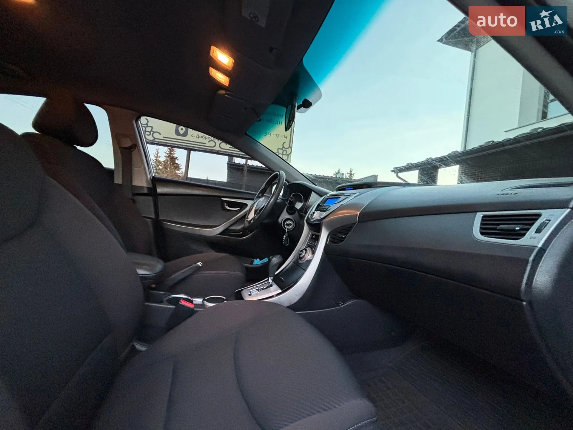 2011 Hyundai Elantra - мініатюра 15