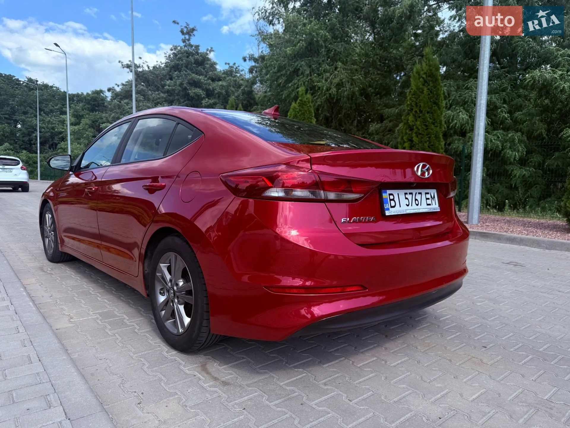 2017 Hyundai Elantra - мініатюра 11