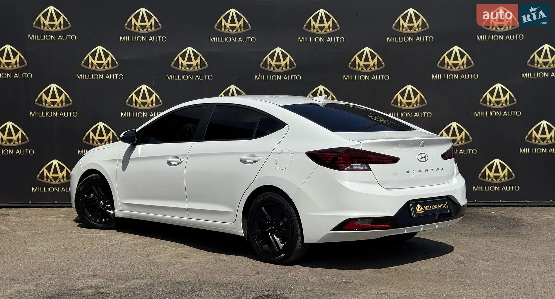 2019 Hyundai Elantra - мініатюра 3