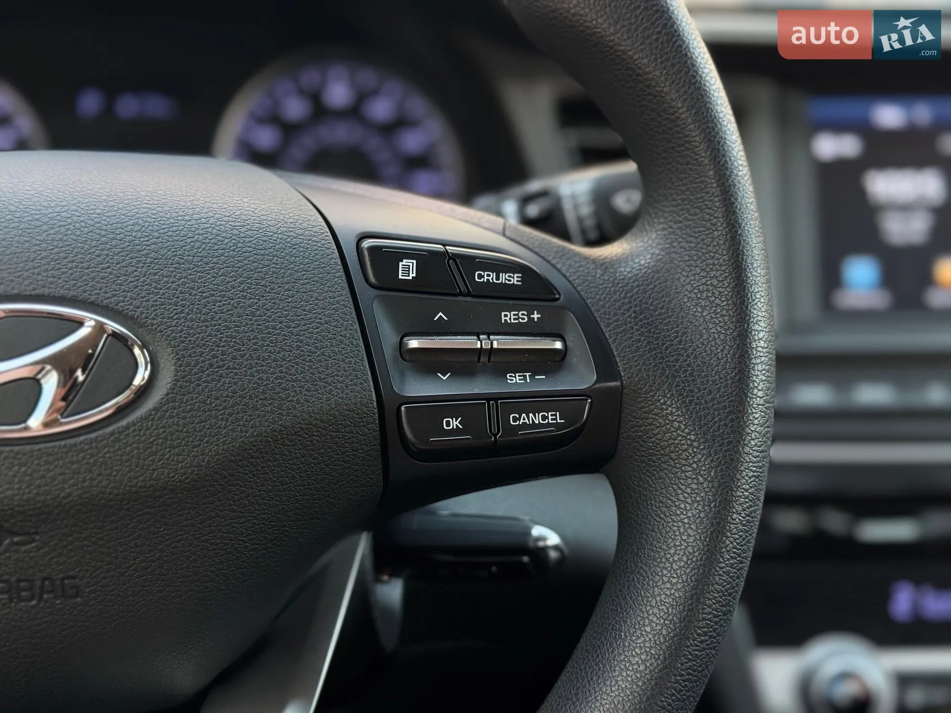 2019 Hyundai Elantra - мініатюра 23