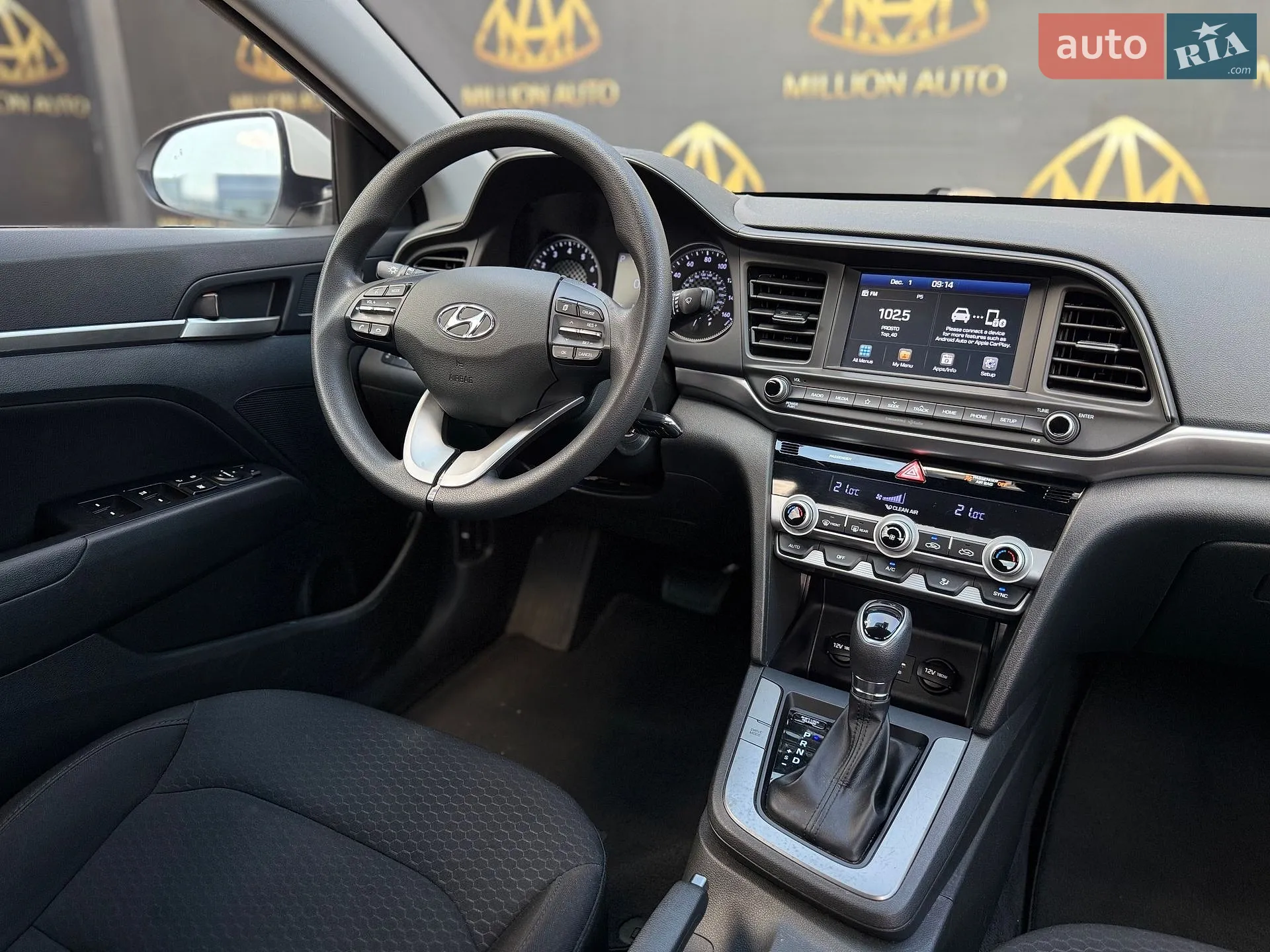2019 Hyundai Elantra - мініатюра 18