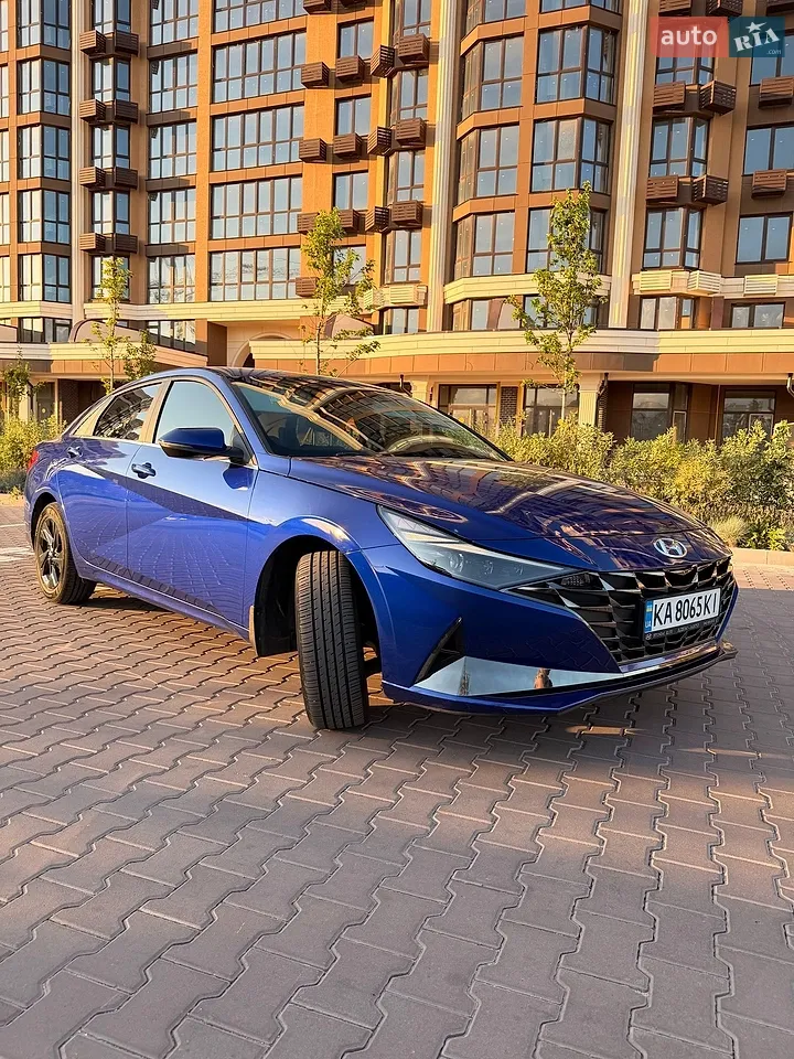 2022 Hyundai Elantra - мініатюра 12