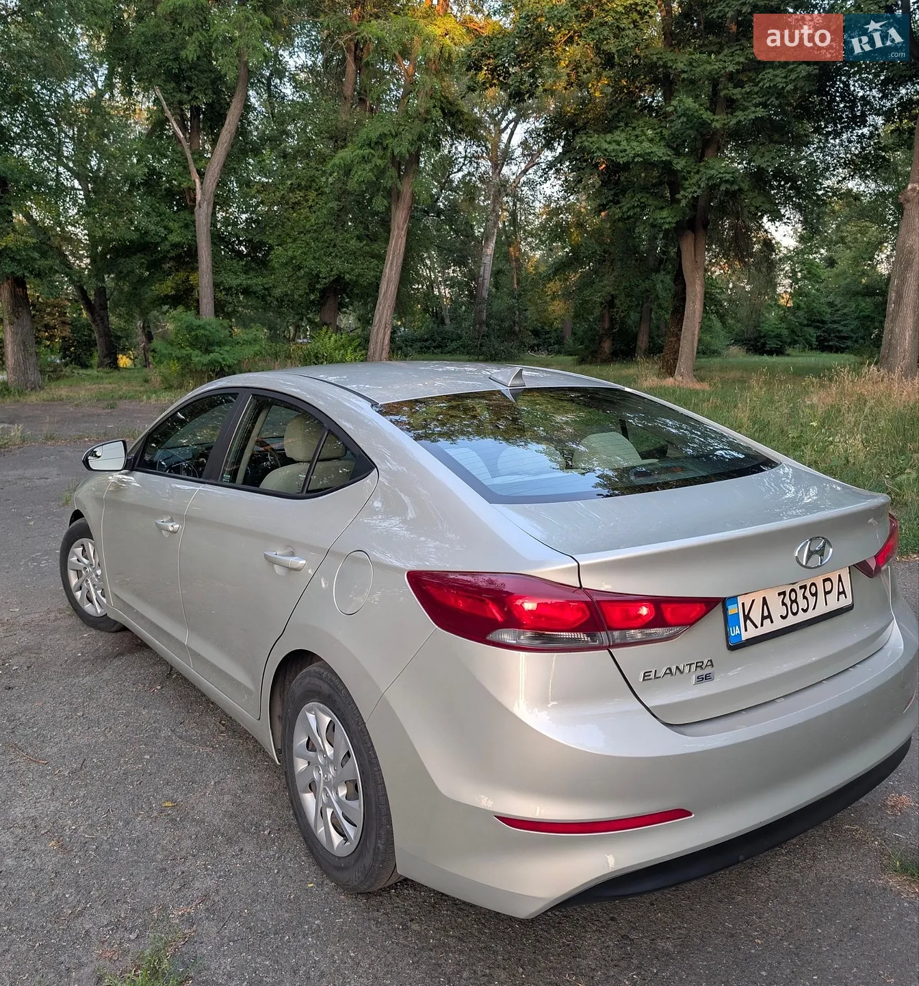 2018 Hyundai Elantra - мініатюра 5