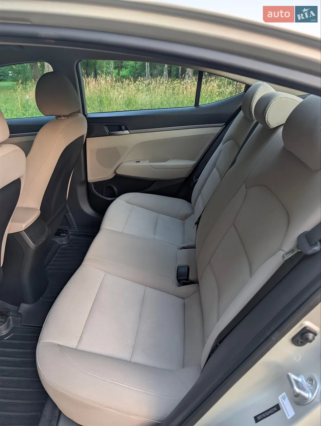 2018 Hyundai Elantra - мініатюра 11